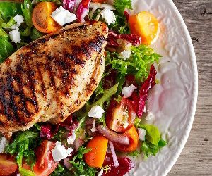 Grilled Fig & Garlic Chicken on Spring Mix Salad